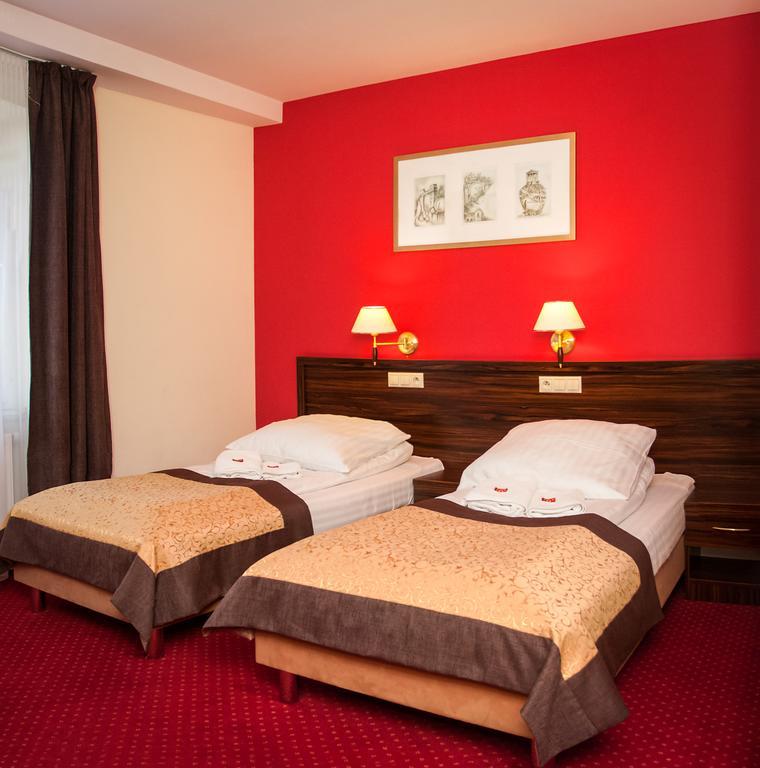 Hotel Pikul Puławy Εξωτερικό φωτογραφία