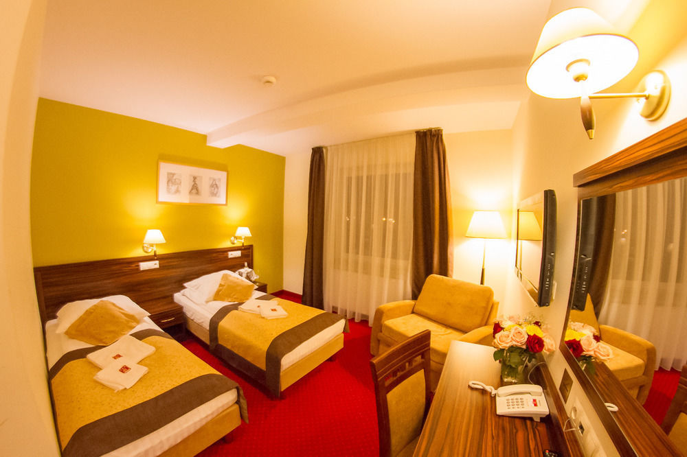 Hotel Pikul Puławy Εξωτερικό φωτογραφία