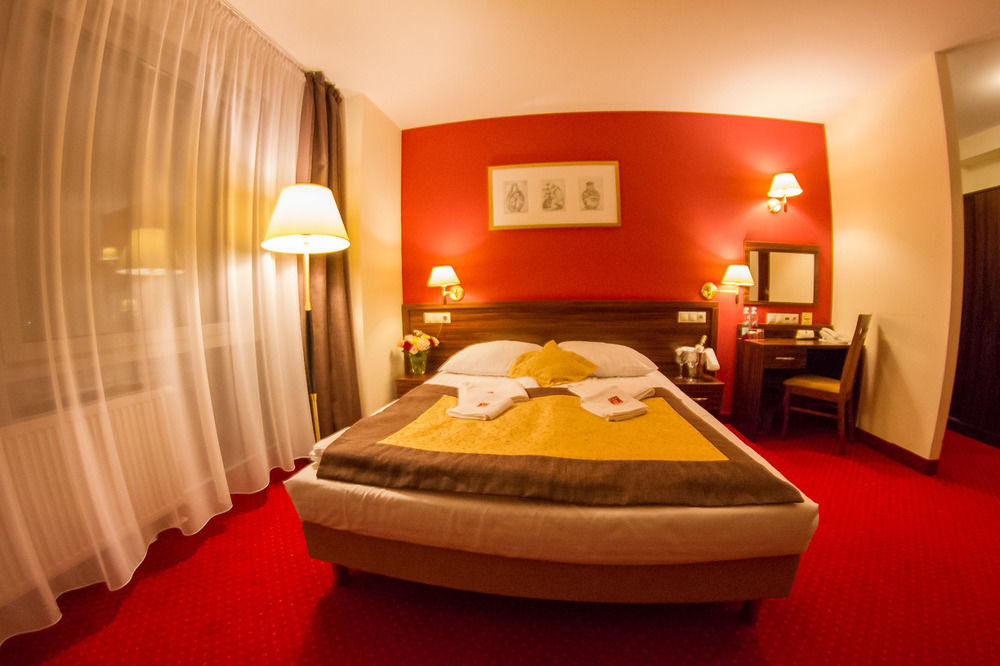 Hotel Pikul Puławy Εξωτερικό φωτογραφία