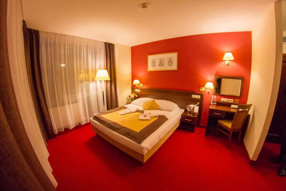 Hotel Pikul Puławy Εξωτερικό φωτογραφία