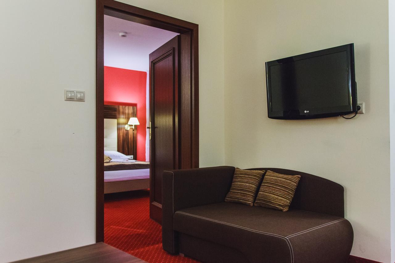 Hotel Pikul Puławy Εξωτερικό φωτογραφία