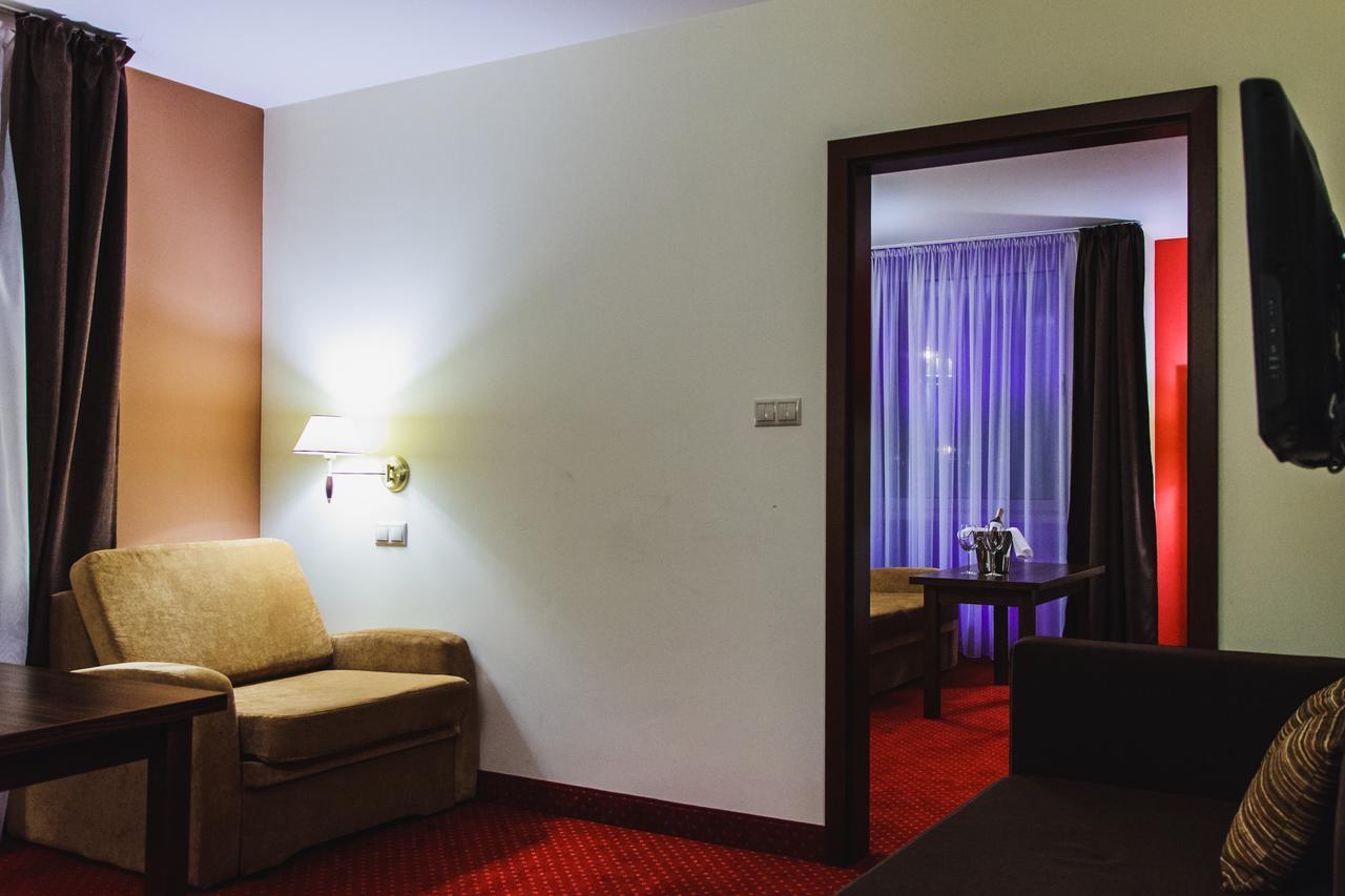 Hotel Pikul Puławy Εξωτερικό φωτογραφία